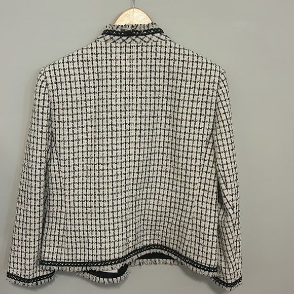 New! Ann Taylor Tweed Jacket - Picture 4 of 4